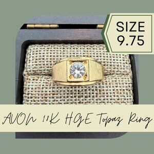 Vintage Avon Ring 18K HGE White Quartz Size 9.75